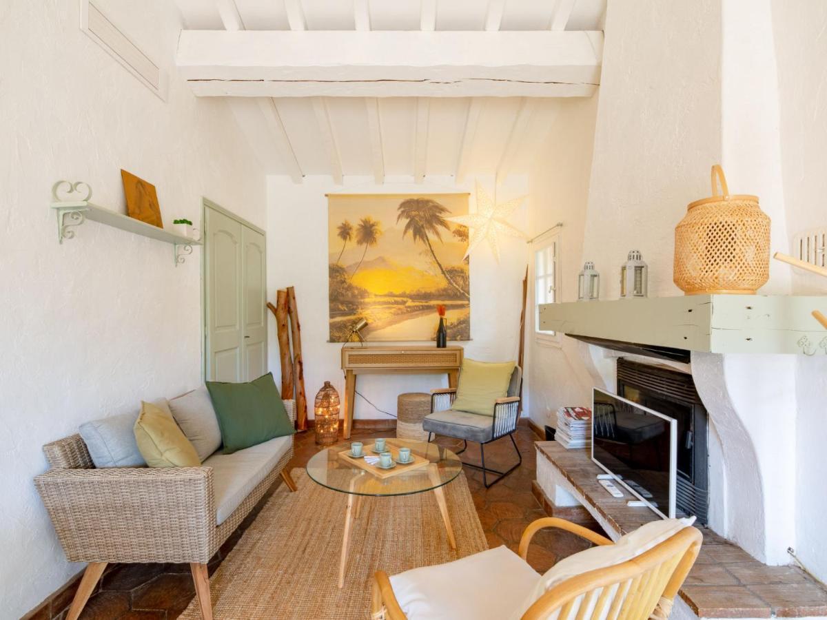 Holiday Home Les Agasses By Interhome Сен Максим Екстериор снимка